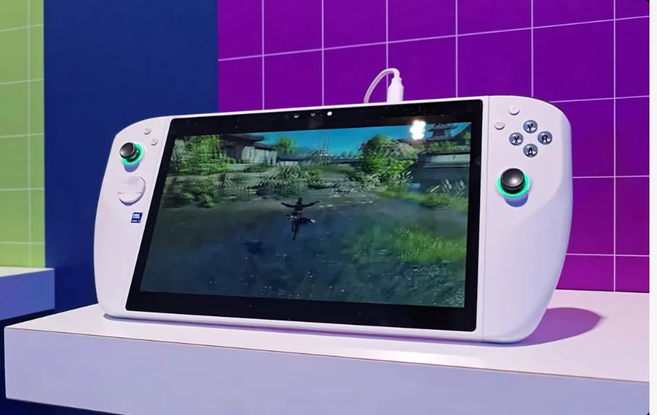 Abxylute 3D One handheld console design with large display and controls