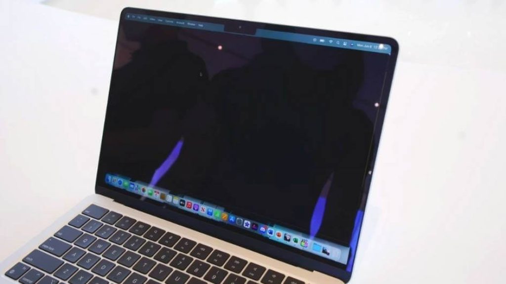 Apple Macbook air m2 2022 display