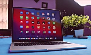Apple MacBook Pro M2 2022