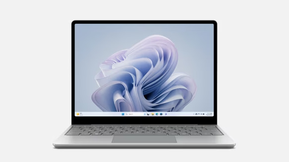 Microsoft-Surface-Laptop-Go-3-color-platinum