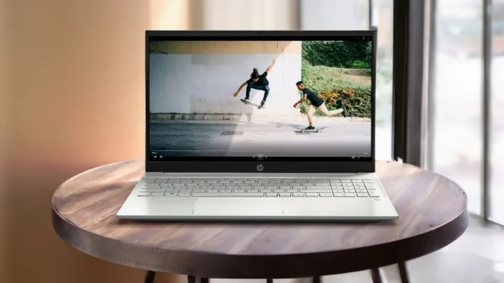 HP Pavilion 15 Display.