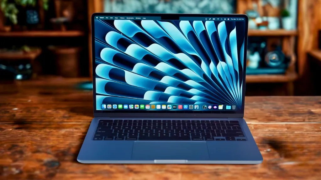 Apple MacBook Air M4 display and design