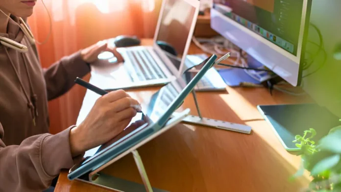 Best Laptops for Artists and Drawing