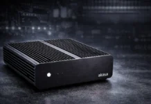 Akasa Euler CMX: 4L Fanless Mini-ITX Case with 220W DC-to-DC Power Akasa Euler CMX front panel with USB ports and power button