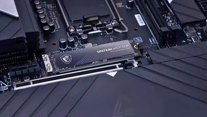 MSI SPATIUM M571 DLP PCIe 5.0 SSD MSI SPATIUM M571 DLP PCIe 5.0 NVMe SSD on motherboard