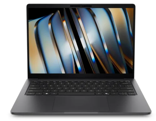 Front view of Dell Pro 5 14 laptop with thin bezels and large display
