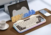 Yunzii C75 Cake Keyboard Arrives in Choco Blue With 5500mAh Battery YUNZII C75 Cake mechanical keyboard placed on desk with RGB lighting and 5500mAh battery highlight